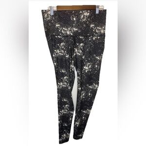 Old Navy Extra High-Waisted PowerSoft Leggings Black Beige Speckled Size L NWT